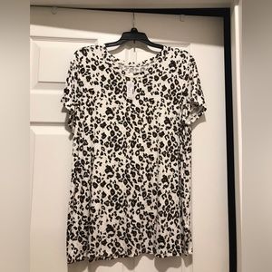 Maurice’s 24/7 incredibly soft short sleeve tee